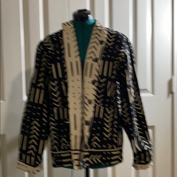 S/M Ladies Reversible Jacket Black and Creme color - Picture 6 of 16
